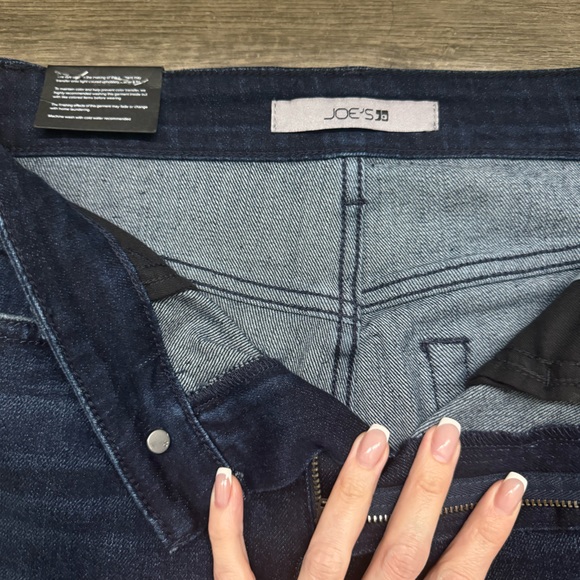 NWT Joe’s High Rise Skinny Ankle - Picture 3 of 5